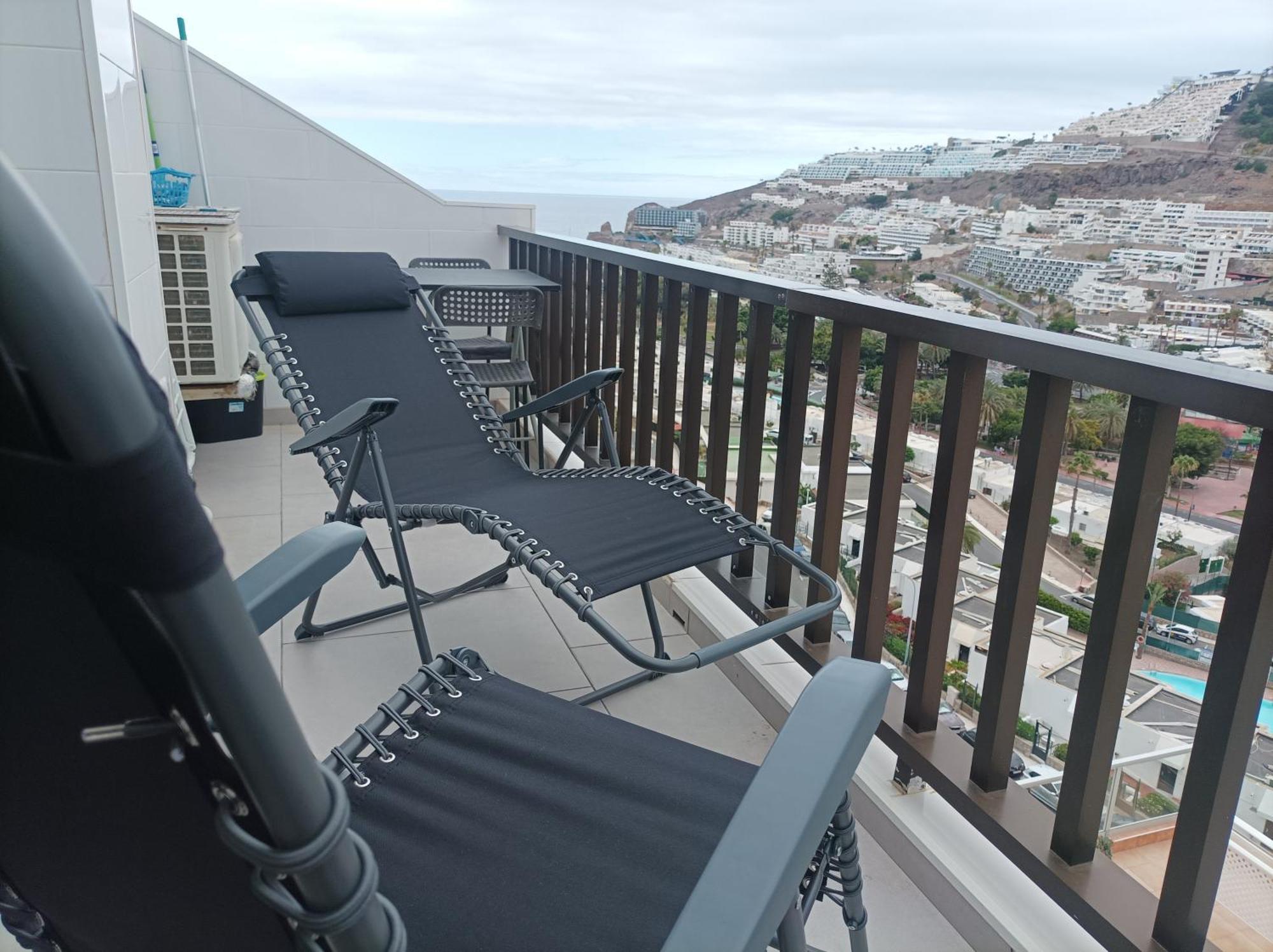 Solaris - Refurbished, Top Floor, Sea Views Puerto Rico  Eksteriør bilde